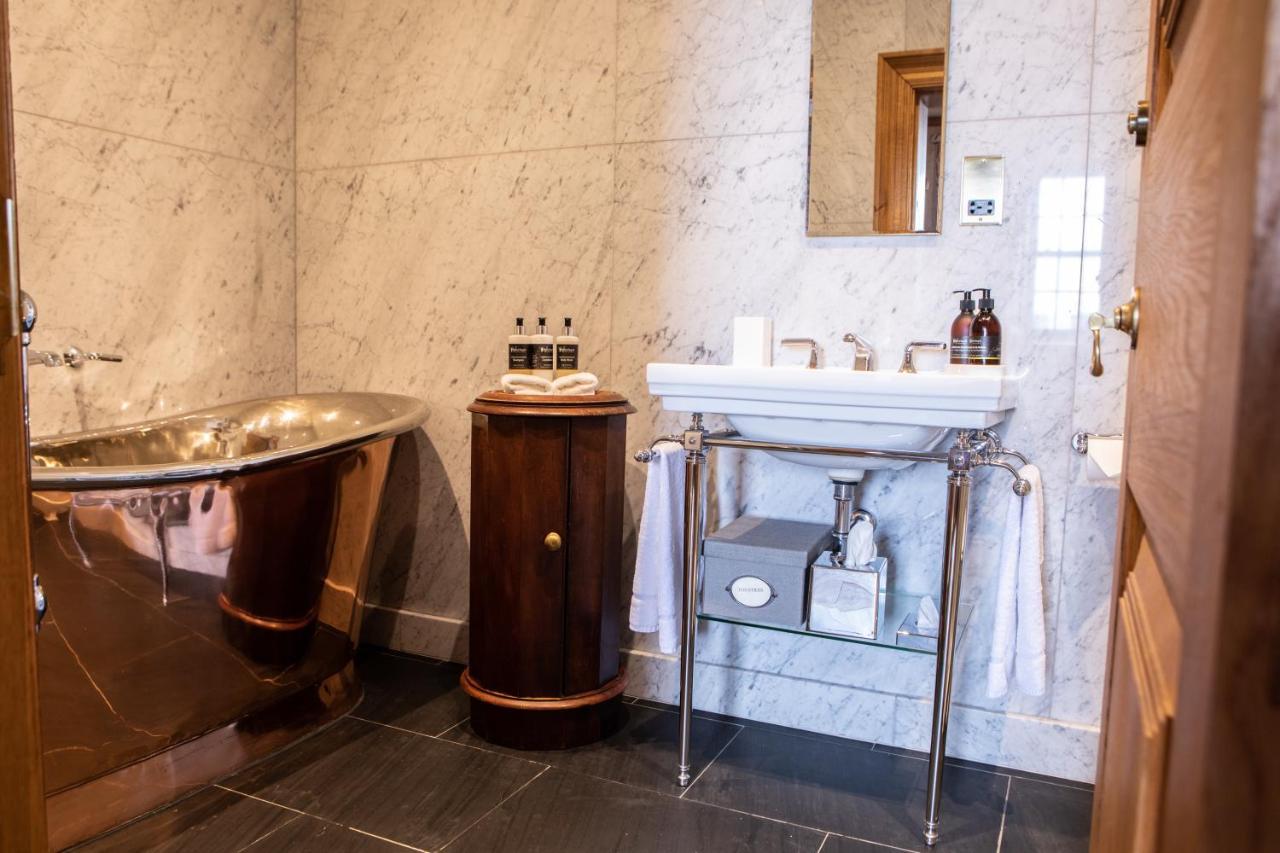Mingary Castle - Restaurant With Rooms Kilchoan Bagian luar foto